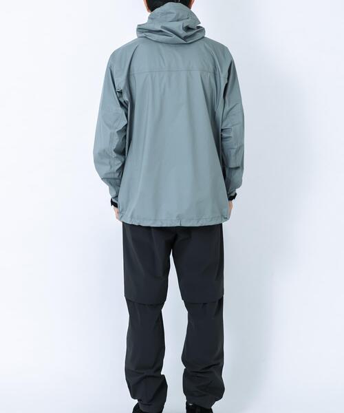 EKAL（エカル）の「HIKE SHELL JACKET（ナイロンジャケット・メンズ・ライトベージュ/ライトグレー・LARGE/MEDIUM/X-LARGE）」の17枚目の写真