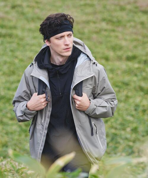 EKAL（エカル）の「HIKE SHELL JACKET（ナイロンジャケット・メンズ・ライトベージュ/ライトグレー・LARGE/MEDIUM/X-LARGE）」の19枚目の写真