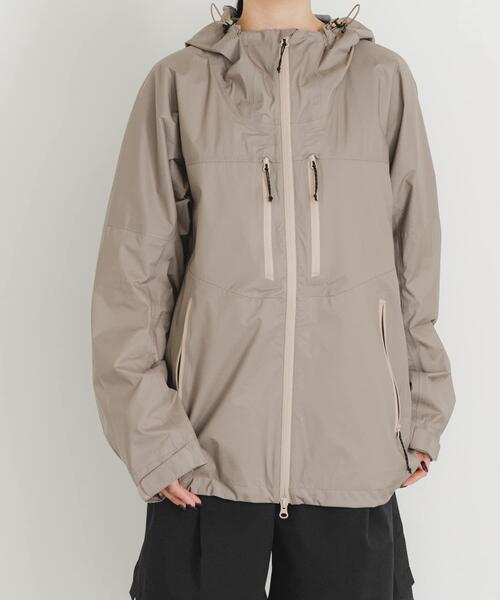 EKAL（エカル）の「HIKE SHELL JACKET（ナイロンジャケット・メンズ・ライトベージュ/ライトグレー・LARGE/MEDIUM/X-LARGE）」の7枚目の写真