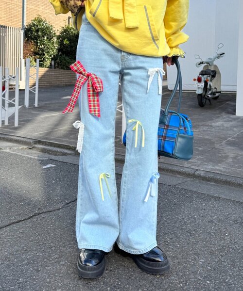 CIAOPANIC TYPY（チャオパニックティピー）の「【HELLO.SANFRANCISCO/ハローサンフランシスコ】カラフルリボンフレアデニム（デニムパンツ・レディース・ブルー/サックスブルー・SMALL/MEDIUM）」の11枚目の写真