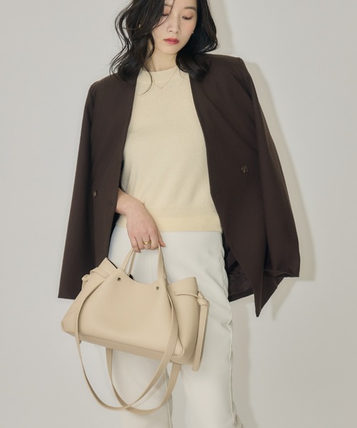 NEUNA(ヌナ)の「【iPadがすっぽり入る◎&ポーチ付き!】ノットハンドルバッグ(トートバッグ・レディース・ブラック/ライトベージュ・FREE)」の20枚目の写真