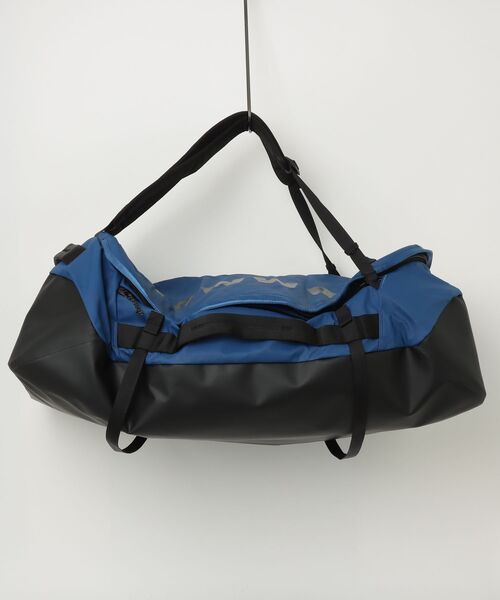 Mammut(マムート)の「【背負えるダッフルバッグ】カーゴ 70L / Cargo 70(ボストンバッグ・メンズ・ブルー・70 L)」の2枚目の写真