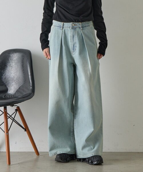 goocy(グーシー)の「【セットアップ対応】デニムタックワイドパンツ(デニムパンツ・レディース・ブラック/ブルー系その他・MEDIUM/SMALL)」の2枚目の写真