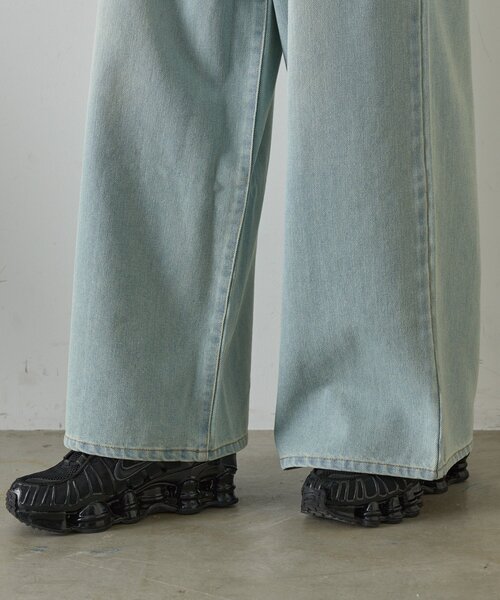 goocy(グーシー)の「【セットアップ対応】デニムタックワイドパンツ(デニムパンツ・レディース・ブラック/ブルー系その他・MEDIUM/SMALL)」の3枚目の写真