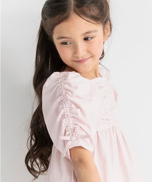 BRANSHES（ブランシェス）の「【プチレディ/おそろい】シャーリングリボンチュニック（シャツ/ブラウス・キッズ・ピンク/アイボリー・150/110/100/140/120/130）」の15枚目の写真