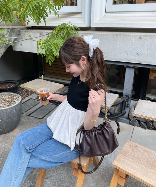 hinari(ヒナリ)の「フレンチスリーブバルーントップス(Tシャツ/カットソー・レディース・ブラック/アイボリー/ホワイト×ブラック・FREE)」の15枚目の写真