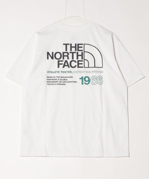 THE NORTH FACE（ザノースフェイス）の「ザ ノース フェイス THE NORTH FACE S/S ES 66 Logo Wide Tee ショートスリーブ ES 66ロゴワイドティー（Tシャツ/カットソー・メンズ・グレー/ブラック/ホワイト・L/M/LL/S）」の6枚目の写真