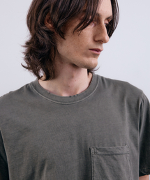 NUAKLE（ヌアクル）の「(m) ソフトダイダーポケットTシャツ_カーキ（Tシャツ/カットソー）」