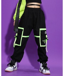 CHEER（チアー）の「キッズ ダンス 衣装 3点セット ハイネック 長袖 Tシャツ カーゴ パンツ アームウォーマー セット（Tシャツ/カットソー）」