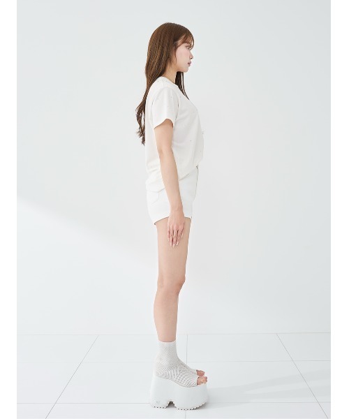 Darich(ダーリッチ)の「DarichエンブロイダリービジューTシャツ(Tシャツ/カットソー・レディース・ブラック/ピンク/ホワイト・FREE)」の7枚目の写真