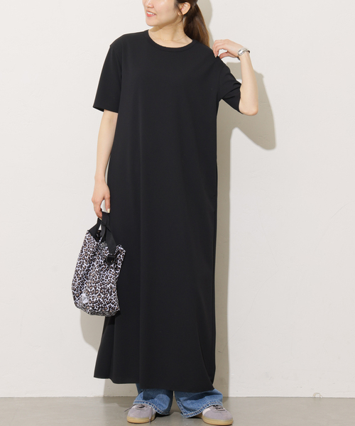 JOURNAL STANDARD relume（ジャーナルスタンダード　レリューム）の「カットジャージーハーフスリーブワンピース（ワンピース・レディース・ブラック/ブラウン・FREE）」の2枚目の写真