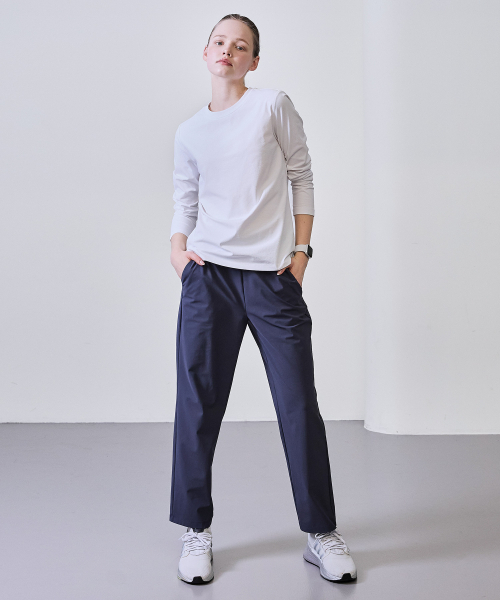 BASIC HOUSE（ベーシックハウス）の「レディース スーパー ストレッチ スパン バンディング ストレートパンツ ダークグレー（スウェットパンツ・レディース・ダークグレー・26inch/28inch/30inch/32inch）」の5枚目の写真