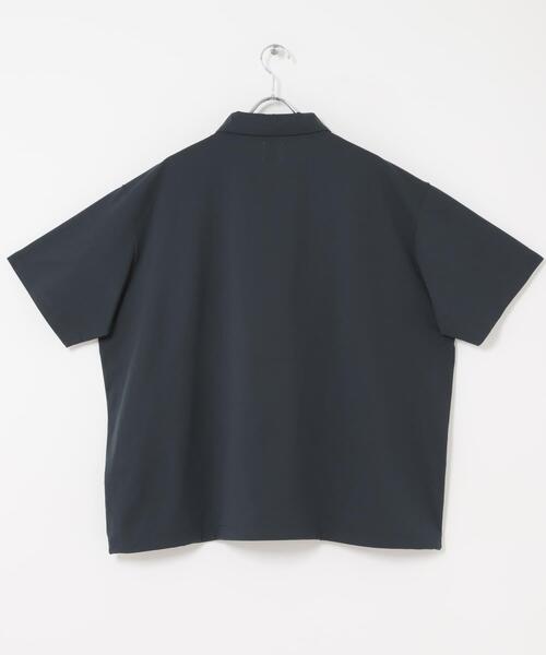 URBAN RESEARCH（アーバンリサーチ）の「Wide Dad　BREEZY TECH ポロシャツ（ポロシャツ・メンズ・ブラック/ネイビー・1/2）」の11枚目の写真
