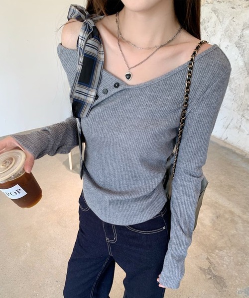 Lace Ladies(レースレディース)の「チェック柄 リボン付き アシンメトリー リブ ニット トップス(Tシャツ/カットソー・レディース・グレー・M/XL)」の5枚目の写真