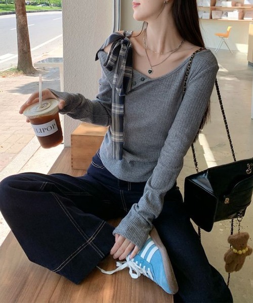 Lace Ladies(レースレディース)の「チェック柄 リボン付き アシンメトリー リブ ニット トップス(Tシャツ/カットソー・レディース・グレー・M/XL)」の9枚目の写真