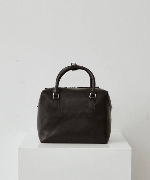 arholiday.standard(エーアールホリデースタンダード)の「2way real leather cube mini boston bag / 2wayリアルレザーキューブミニボストン(ボストンバッグ・レディース・ブラック/ブラウン・FREE)」の11枚目の写真