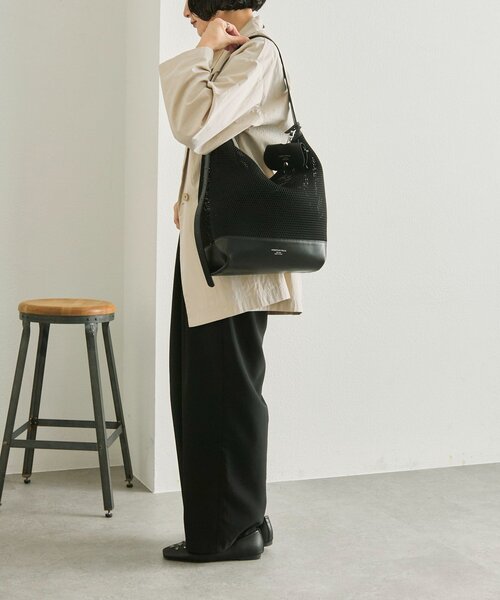 ear PAPILLONNER(イアパピヨネ)の「【CHRISTIAN VILLA(クリスチャン ヴィラ)】ear別注メッシュワンハンドルバッグ(トートバッグ・レディース・ブラック・FREE)」の19枚目の写真