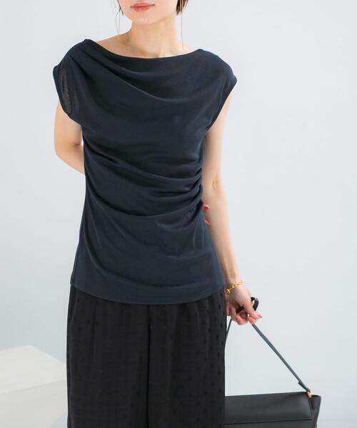 URBAN RESEARCH ROSSO WOMEN(アーバンリサーチ ロッソ)の「クールタッチ デザインドレープカットソー(Tシャツ/カットソー・レディース・オフホワイト/ネイビー/ブルー系その他・FREE)」の3枚目の写真