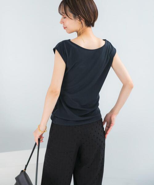 URBAN RESEARCH ROSSO WOMEN(アーバンリサーチ ロッソ)の「クールタッチ デザインドレープカットソー(Tシャツ/カットソー・レディース・オフホワイト/ネイビー/ブルー系その他・FREE)」の15枚目の写真