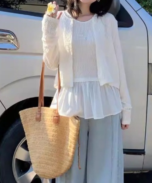 COCOMOMO(ココモモ)の「大人可愛い欲張りペプラムアンサンブル カーディガン ペプラムタンクトップ セット アンサンブル ノースリーブ ペプラム セットアップ ぽこぽこ 長袖 春服 夏服 秋服(アンサンブル・レディース・ブラック/ホワイト・FREE)」の4枚目の写真