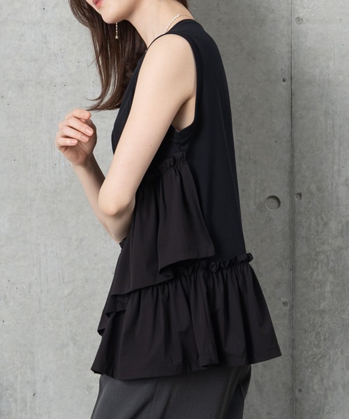 MAISONCOMFY (メゾンコンフィ)の「【接触冷感 フリルカットソー】異素材ドッキングが可愛らしい1枚(Tシャツ/カットソー・レディース・カーキ/ブラック/ホワイト・FREE)」の6枚目の写真