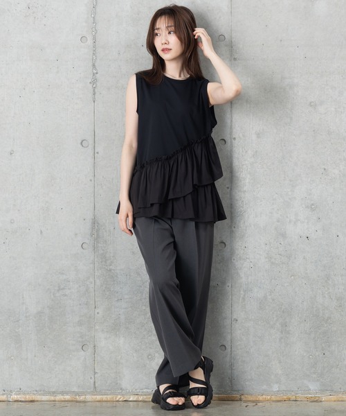 MAISONCOMFY (メゾンコンフィ)の「【接触冷感 フリルカットソー】異素材ドッキングが可愛らしい1枚(Tシャツ/カットソー・レディース・カーキ/ブラック/ホワイト・FREE)」の8枚目の写真