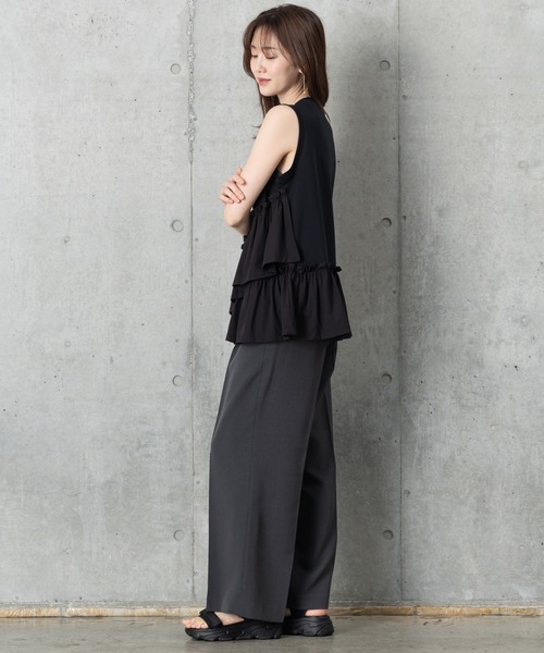 MAISONCOMFY (メゾンコンフィ)の「【接触冷感 フリルカットソー】異素材ドッキングが可愛らしい1枚(Tシャツ/カットソー・レディース・カーキ/ブラック/ホワイト・FREE)」の9枚目の写真