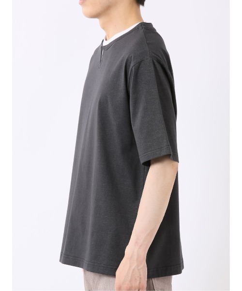 TAKA-Q(タカキュー)の「【綿混】タカキュー ダブルフェイス 天竺 キーネック 半袖 Tシャツ(Tシャツ/カットソー・メンズ・ブラック/ベージュ/ライトグレー/サックスブルー・X-LARGE/LARGE/MEDIUM)」の12枚目の写真