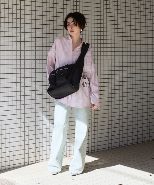 ELLEgirl(エルガール)の「ピアス付アウトポケットボディBAG(ボディバッグ/ウエストポーチ・レディース・グレー/ブラック・FREE)」の10枚目の写真