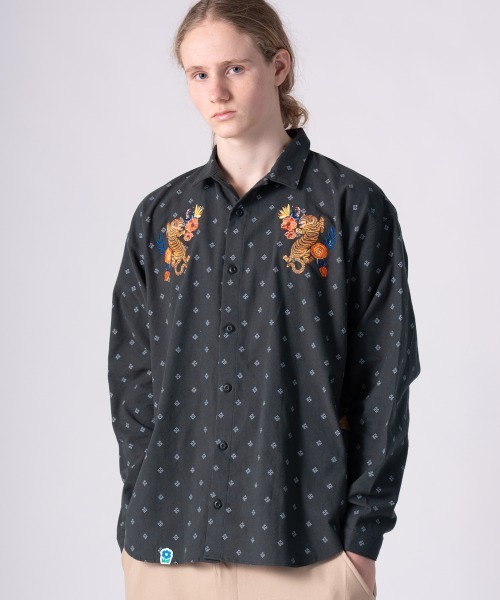 rehacer(レアセル)の「rehacer : Souvenir Dot Flower Shirts / スーベニア ドットフラワー シャツ(シャツ/ブラウス・メンズ・ブラウン/ブラック・X-LARGE/LARGE/MEDIUM/SMALL)」の16枚目の写真