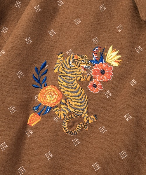rehacer(レアセル)の「rehacer : Souvenir Dot Flower Shirts / スーベニア ドットフラワー シャツ(シャツ/ブラウス・メンズ・ブラウン/ブラック・X-LARGE/LARGE/MEDIUM/SMALL)」の5枚目の写真