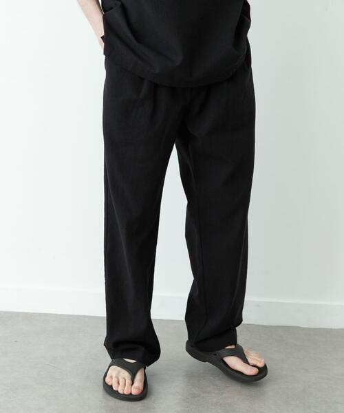URBAN RESEARCH Sonny Label(アーバンリサーチサニーレーベル)の「接触冷感リネン混テーパードパンツ(その他パンツ・メンズ・ブラック/チャコールグレー・MEDIUM/SMALL/LARGE)」の4枚目の写真
