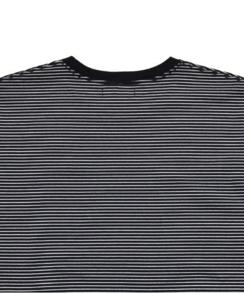 MINEDENIM(マインデニム)の「MINEDENIM (マインデニム)Micro Border Loose Crewneck T-SH(Tシャツ/カットソー・メンズ・ブラック/ホワイト・L/M)」の5枚目の写真