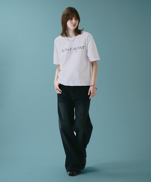 SELLE GLANT(セレグランテ)の「ASSORTED GRAPHIC DESIGN T-SHIRT / アソートグラフィックデザインTシャツ(Tシャツ/カットソー・メンズ・ブラック/オフホワイト/ブラック系その他・MEDIUM/SMALL/LARGE)」の4枚目の写真