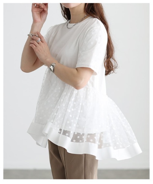 Sawa a la mode(サワアラモード)の「ドットチュールペプラムプルオーバー(Tシャツ/カットソー・レディース・ブラック/オフホワイト・FREE)」の6枚目の写真