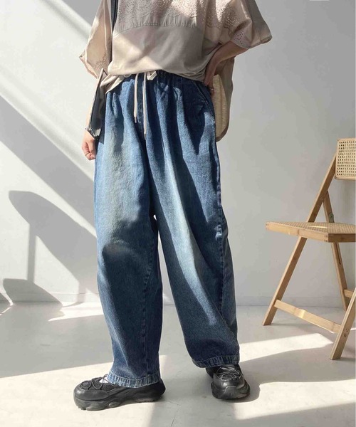 AS KNOW AS plus(アズノゥアズプラス)の「〇イージーワイド カーブデニムパンツ(デニムパンツ・レディース・サックスブルー/ブルー系/ブラック系・FREE)」の10枚目の写真