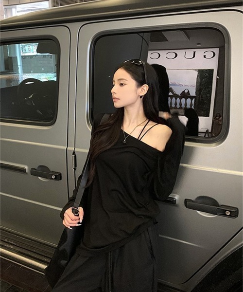 DEVICE（デバイス）の「シアー バックオープン UVカット 日焼け防止 ロンT トップス（Tシャツ/カットソー・レディース・ブラック/ホワイト・FREE）」の4枚目の写真
