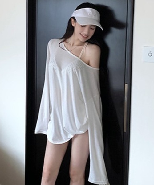 DEVICE（デバイス）の「シアー バックオープン UVカット 日焼け防止 ロンT トップス（Tシャツ/カットソー・レディース・ブラック/ホワイト・FREE）」の11枚目の写真