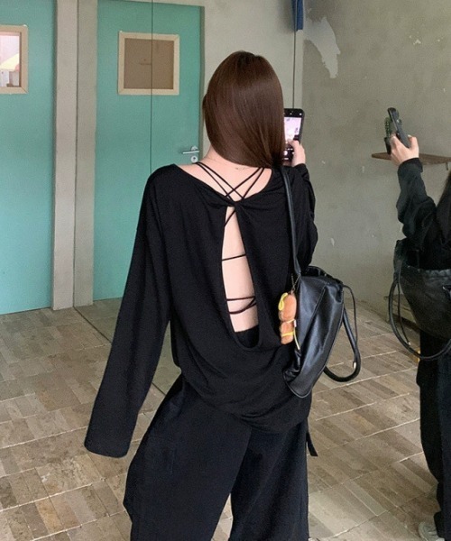 DEVICE（デバイス）の「シアー バックオープン UVカット 日焼け防止 ロンT トップス（Tシャツ/カットソー・レディース・ブラック/ホワイト・FREE）」の9枚目の写真