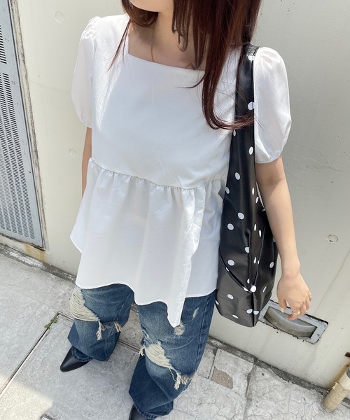 ROGER AND RAW(ロジャーアンドロウ)の「楊柳パフスリーブスクエアネックチュニック(シャツ/ブラウス・レディース・ホワイト/ブラック・FREE)」の15枚目の写真