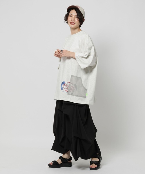 Fishs Eddy（フィッシュエディ）の「【FISHS EDDY(フィッシュエディ)】ポケットTシャツ【UNISEX】（Tシャツ/カットソー・レディース・オフホワイト/ライトグレー/ネイビー・MEDIUM/LARGE）」の14枚目の写真