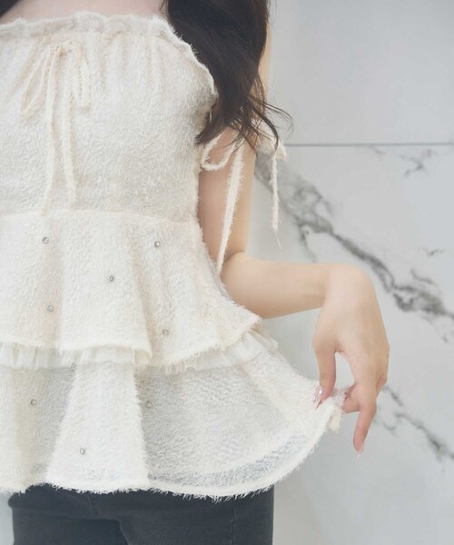 Belle Charme（ベルシャルム）の「【Belle Charme】Shaggy Peplum Tunic（シャツ/ブラウス・レディース・ブラック/ピンク/アイボリー・FREE）」の5枚目の写真