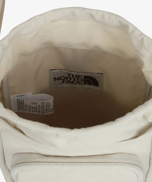 THE NORTH FACE(ザノースフェイス)の「【韓国限定・日本未入荷】THE NORTH FACE LINDEN BOTTLE CROSS BAG / ノースフェイス リンデン ボトル クロスバッグ / 巾着デザイン(ショルダーバッグ・メンズ・クリーム/ブラック/チャコールグレー・FREE)」の6枚目の写真