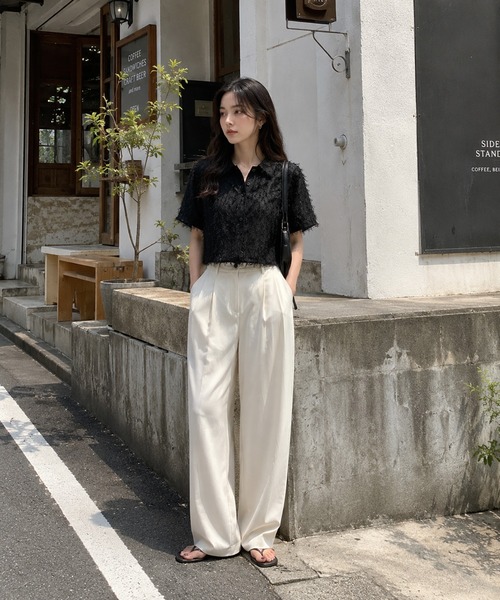 KONVINI(コンビニ)の「【KONVINI select】フリンジニット 半袖カーディガン クルーネック 透かし編み シアートップス オフィスカジュアル(シャツ/ブラウス・レディース・ブラック/ホワイト・FREE)」の2枚目の写真