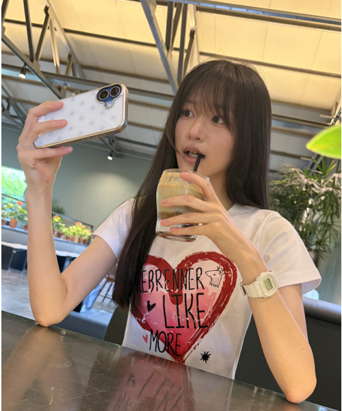 REBRENNER(リブレンナー)の「DTF ピンクハート クールコットン ウィメンズ クロップ 半袖Tシャツ ホワイト(Tシャツ/カットソー・レディース・ホワイト・SMALL/MEDIUM/LARGE)」の1枚目の写真