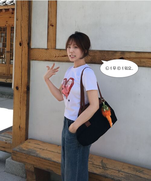 REBRENNER(リブレンナー)の「DTF ピンクハート クールコットン ウィメンズ クロップ 半袖Tシャツ ホワイト(Tシャツ/カットソー・レディース・ホワイト・SMALL/MEDIUM/LARGE)」の7枚目の写真