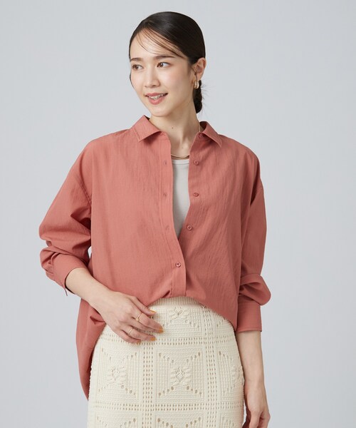 SHOO・LA・RUE（シューラルー）の「【通気性〇/S-LL/洗濯機可】大人のきちんとベーシックシャツ（シャツ/ブラウス・レディース・ブラウン系その他/オレンジ/アイボリー・01/04/03/02）」の12枚目の写真