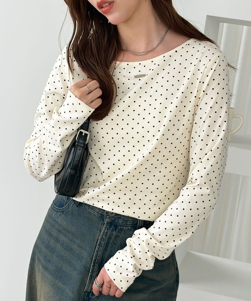 muet.(ミュエ)の「メタルプレート付アソートコンパクトトップス(Tシャツ/カットソー・レディース・グレー系その他/アイボリー/ブラック系その他・MEDIUM/LARGE)」の4枚目の写真