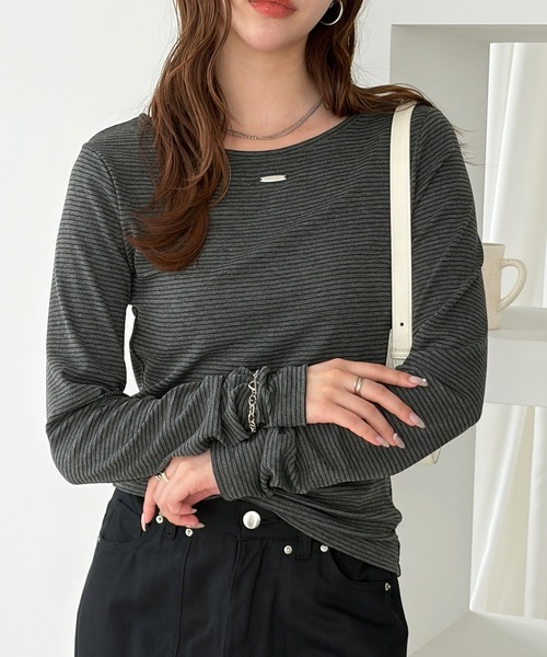 muet.(ミュエ)の「メタルプレート付アソートコンパクトトップス(Tシャツ/カットソー・レディース・グレー系その他/アイボリー/ブラック系その他・MEDIUM/LARGE)」の14枚目の写真