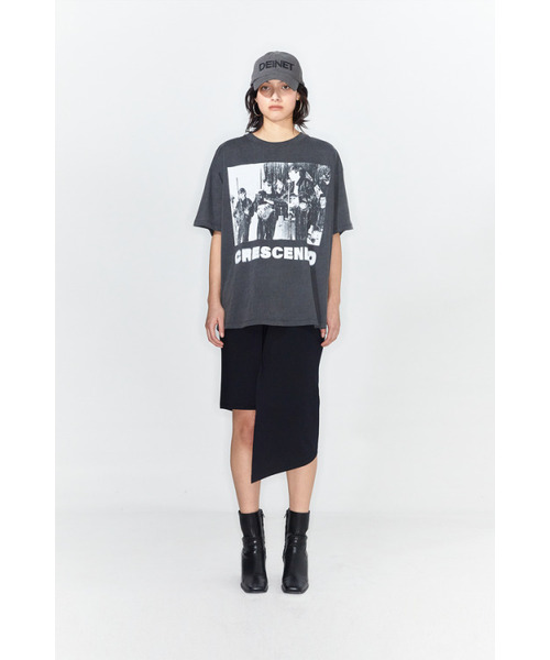 DEINET(ダイニット)の「CRESCENDO GRAPHICS T-SHIRT IN CHARCOAL(Tシャツ/カットソー・レディース・その他・FREE)」の2枚目の写真